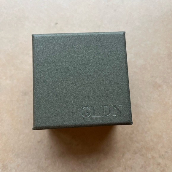 GLDN extra solid gold Aura charm white sapphire - Picture 9 of 9